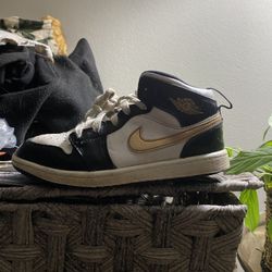 Jordan 1 Mid Patent Se Ps Black Gold Sz 2y