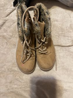 Girl Boots 