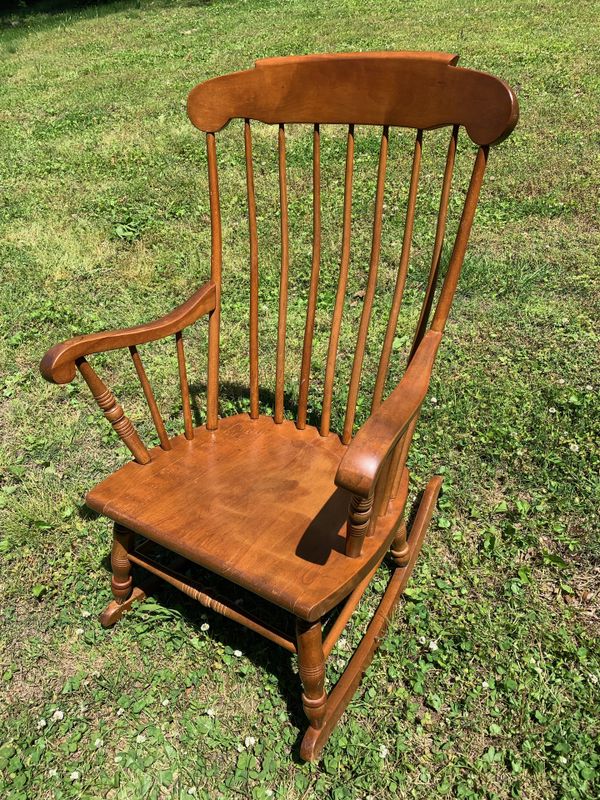 Vintage Rocking Chair for Sale in Thomasville, NC - OfferUp