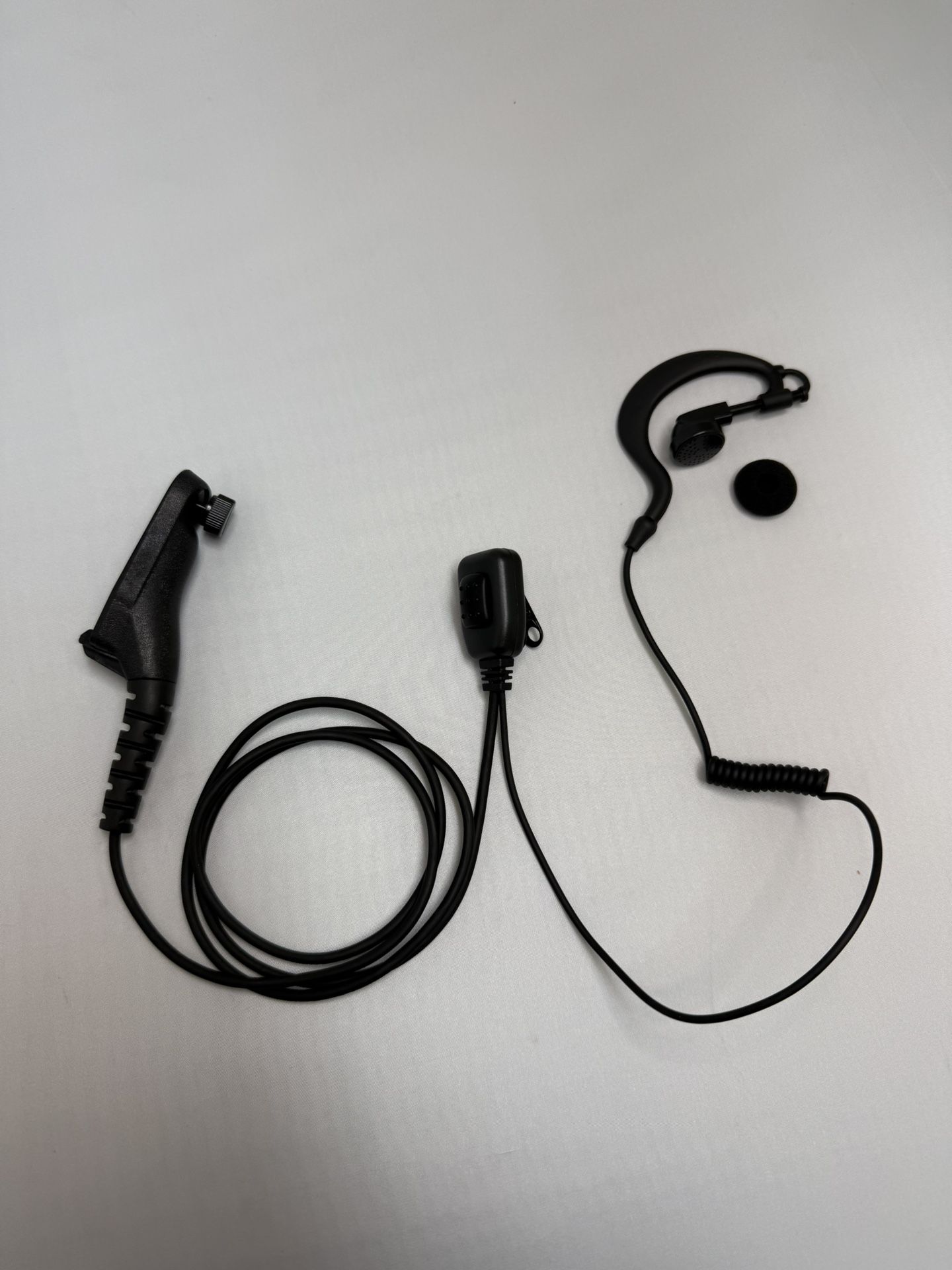 Brand NEW - Earpiece With PTT Mic For Motorola Walkie Talkie Radios (APX900, XPR7580e & More)