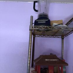 Kitchen Aide Blender No Lid Son$150 Obo