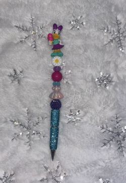 Disney Daisy 🌼 Bedazzle Pen