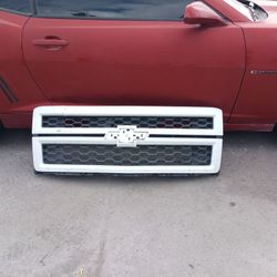 Chevy Silverado Grill 
