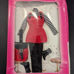 Vintage 1995 Barbie Fashion Avenue Clothes