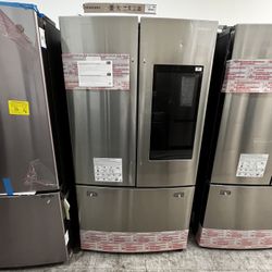 SAMSUNG FAMILG HUB 3 DOOR REFRIGERATOR