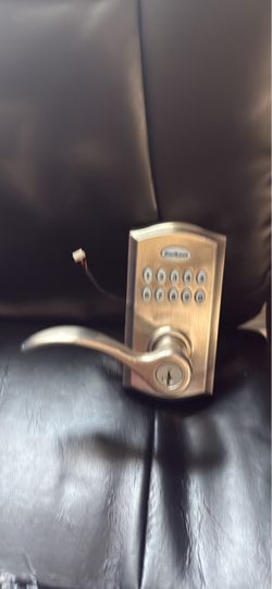 Kwikset Keypad Door Lock with Lever Handle