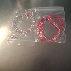 Bracelets 