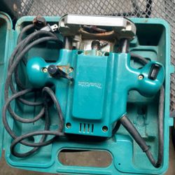 Makita Router 