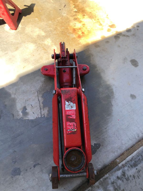 Old floor jack for Sale in Buckeye, AZ OfferUp