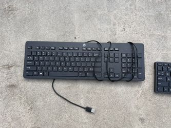 2 HP Keyboard