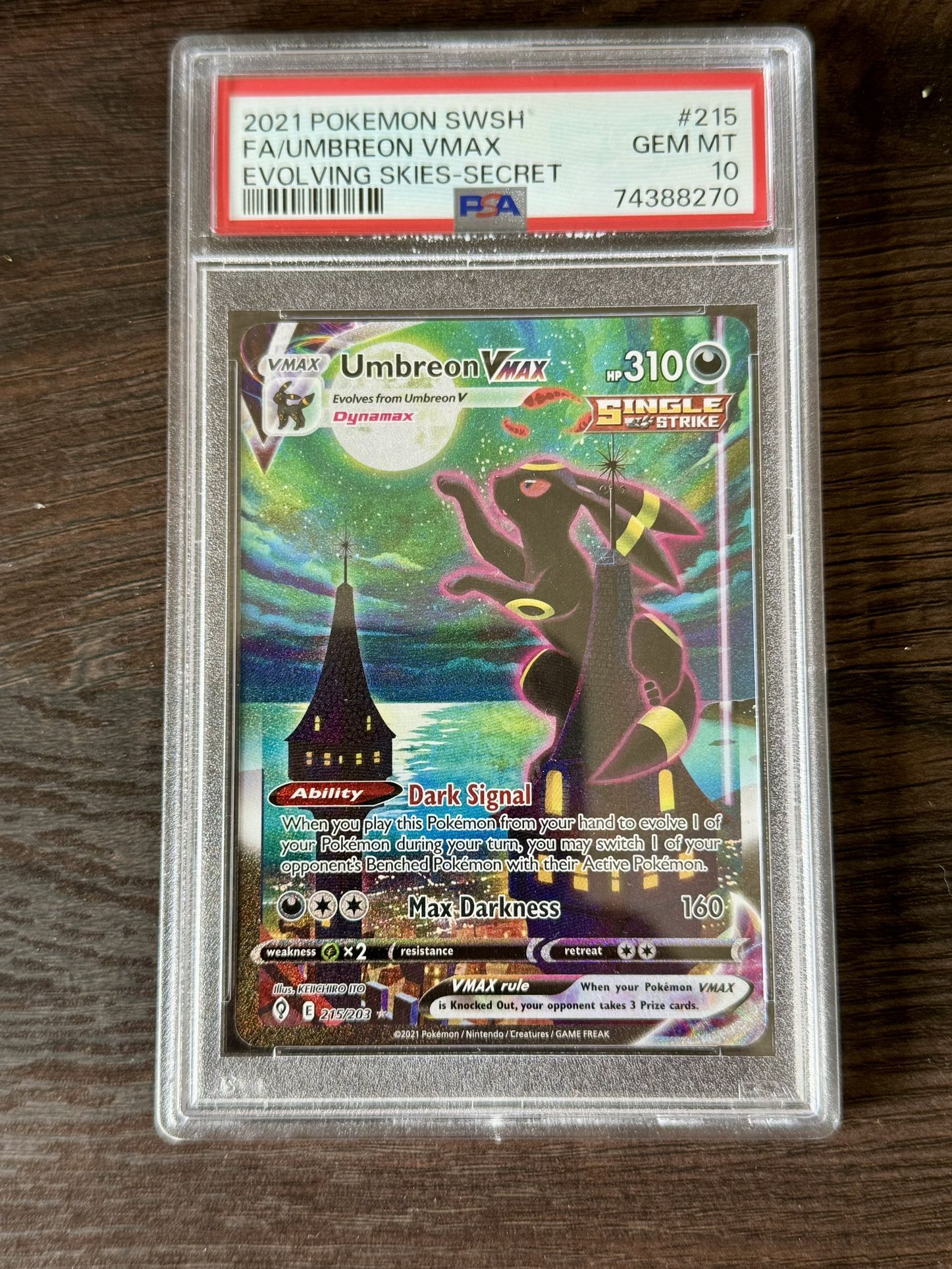 PSA 10 Umbreon VMAX Evolving Skies - Moonbreon Pokemon Slab