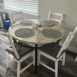 Kitchen Table With 4 Chairs 