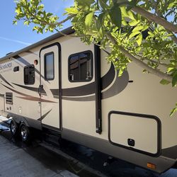 2017 Sundance 24’ Travel Trailer | Sleeps 6 | Loaded | As-Is 