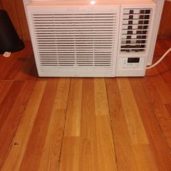 Air Conditioner With Heater 