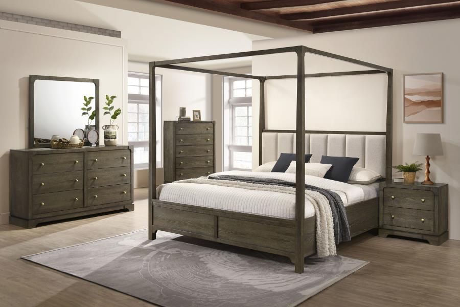 Queen Canopy Bedroom Set 7 PCs