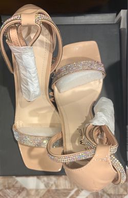 Shoe lot from store closing sale -Anna Michelle, Steve Madden and Nine West