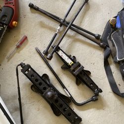 Car Jakes And Wrenches 