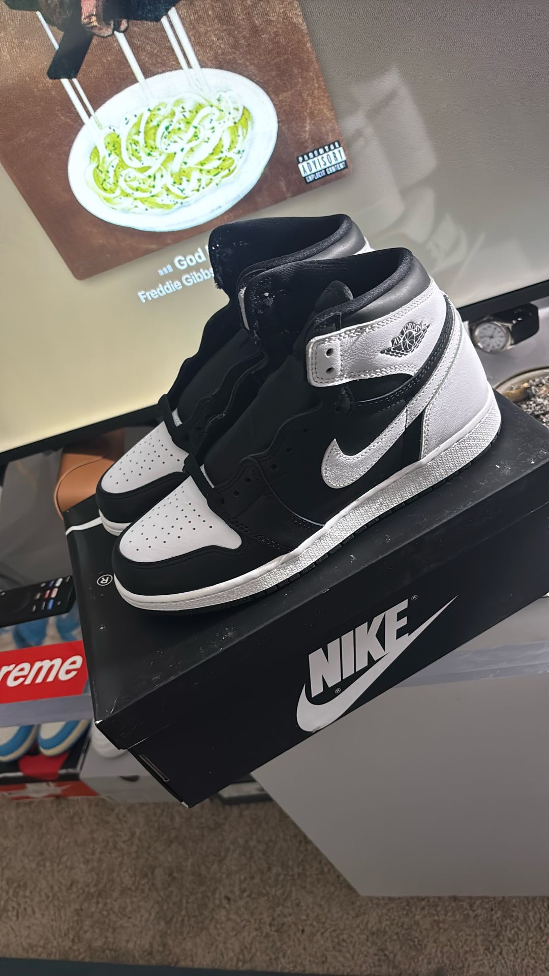 Jordan 1 High Reverse Panda (6.5M/8W) *BRAND NEW*