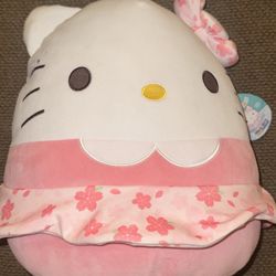 Big Hello Kitty Squishmallow 