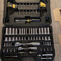 Dewalt Tool Set 