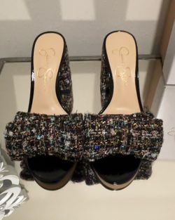 New. Jessica Simpson Romilda
