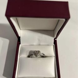 Size 7 Diamond Heart Ring 