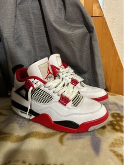 Jordan 4 165$ size 9