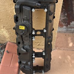 2018 BMW M4 Valve Cover