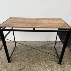Desk With Side Pocket