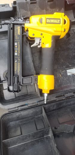 Dewalt 18 - Gauge Nail Gun