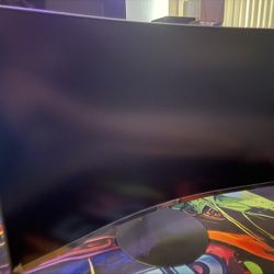 📺 2x Samsung 32” S39C Curved Monitors (75Hz | FHD | Eye Saver Mode) – Like New!