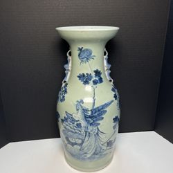 LARGE  18”19th CENTURY ANTIQUE CHINESE PORCELAIN BLUE WHITE CELADON CRANE VASE ($150)