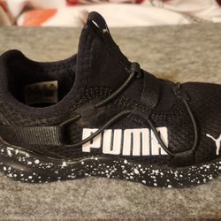 Puma Sneakers