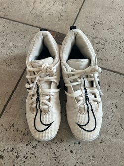 Like new kids soccer cleats size 3