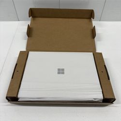 Microsoft Surface Laptop (2024) Windows 11 13.8 Inch Touchscreen Display Snapdragon X Elite 12 Core 16GB RAM 1TB SSD storage Platinum 