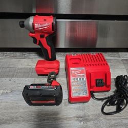 MILWAUKEE 18V 1/4" IMPACT DRIVER WITH BATTERY AND CHARGER LIKE  NEW 
CAT#3650-20