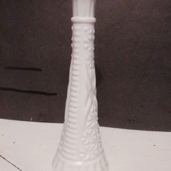 Vintage Stars And Bars Scallop Top Milk Glass Vase 