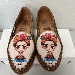 Frida Huaraches Size 7