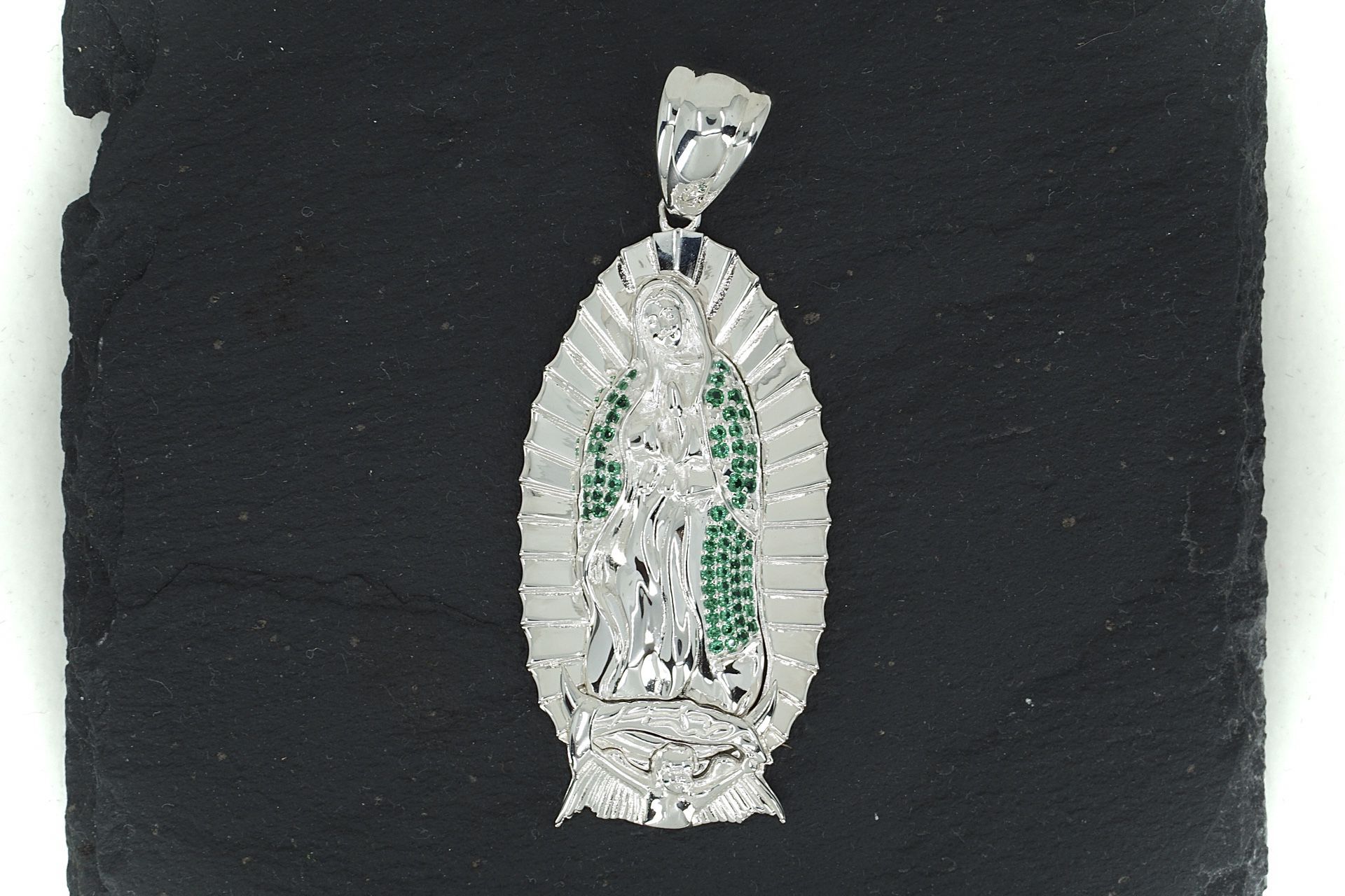 Virgen De Guadalupe Pendant