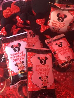 Minnie Mouse party bags&caprisuns,rice krispys