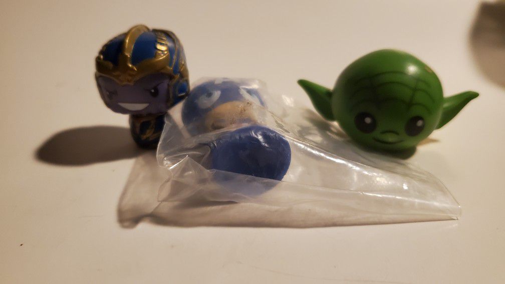 3 Small Cute Toy Figurines: Happy Baby Yoda Head, Thanos, Captain America 