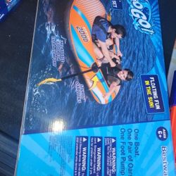 🆕️NEW BESTWAY KONDOR 2000 RAFT SET. INCLUDES RAFT, PADDLES, AND AIR PUMP. 