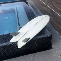 5’4 San Diego Fish Surfboard 
