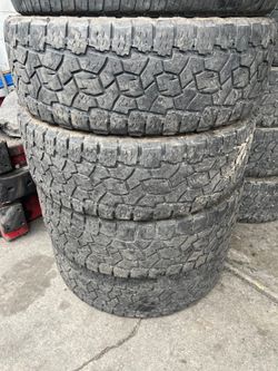 Vendo 275/65/R20 toyo las 4 llantas por $210