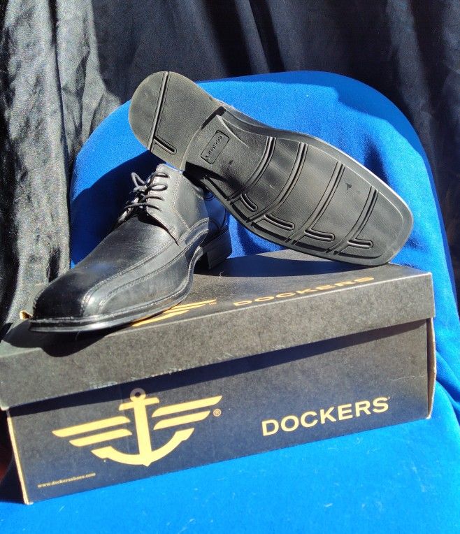 Dockers Dress Shoe