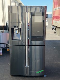 Samsung 4-Door French Door Refrigerator Family Hub
