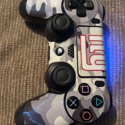 ORIGINAL PS4 CONTROLLER 