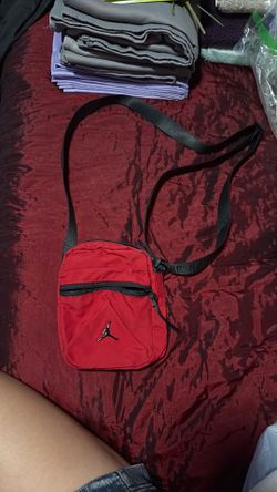 Nike crossbody bag