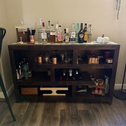 Buffet / Bar