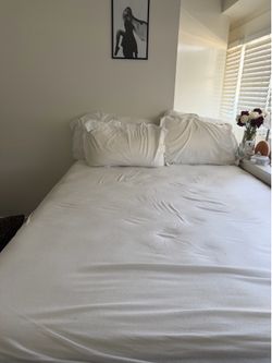 Full Bed Frame + Mattress